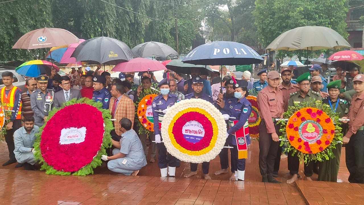 মাগুরায় ৭ ডিসেম্বর মুক্ত দিবস উপলক্ষে বর্ণাঢ্য রেলি ও আলোচনা সভা অনুষ্ঠিত