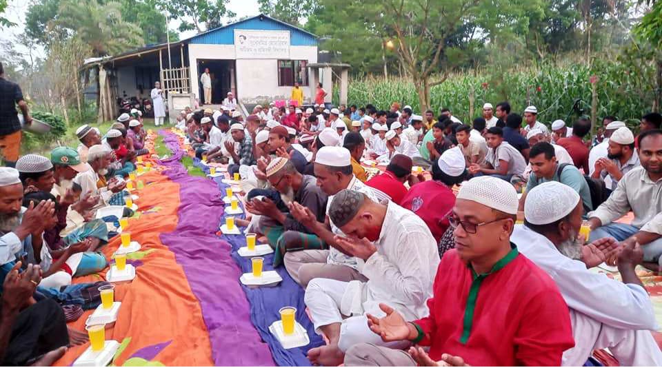 কেশবপুরে সুবোধ মিত্র প্রতিবন্ধী বিদ্যালয়ে ইফতার মাহফিল