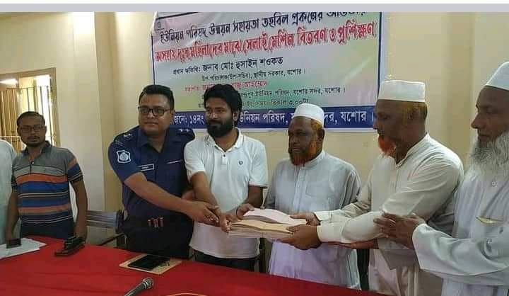 যশোরে পবিত্র ঈদুল আজহা উপলক্ষে ইমাম ও মোয়াজ্জিন মাঝে মাসিক সম্মানী ভাতা প্রদান