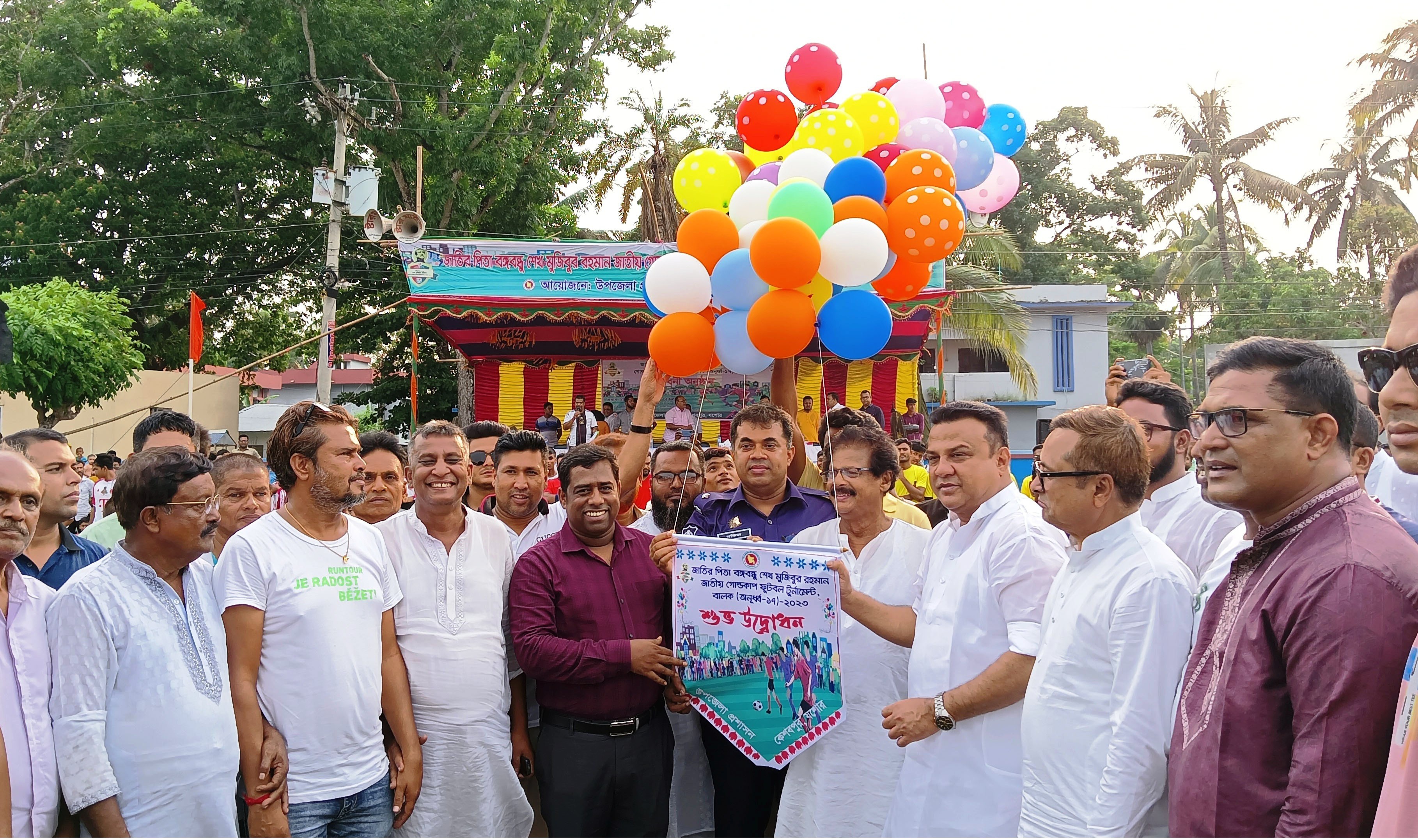 কেশবপুরে বঙ্গবন্ধু গোল্ডকাপ ফুটবল টুর্নামেন্টের উদ্বোধন