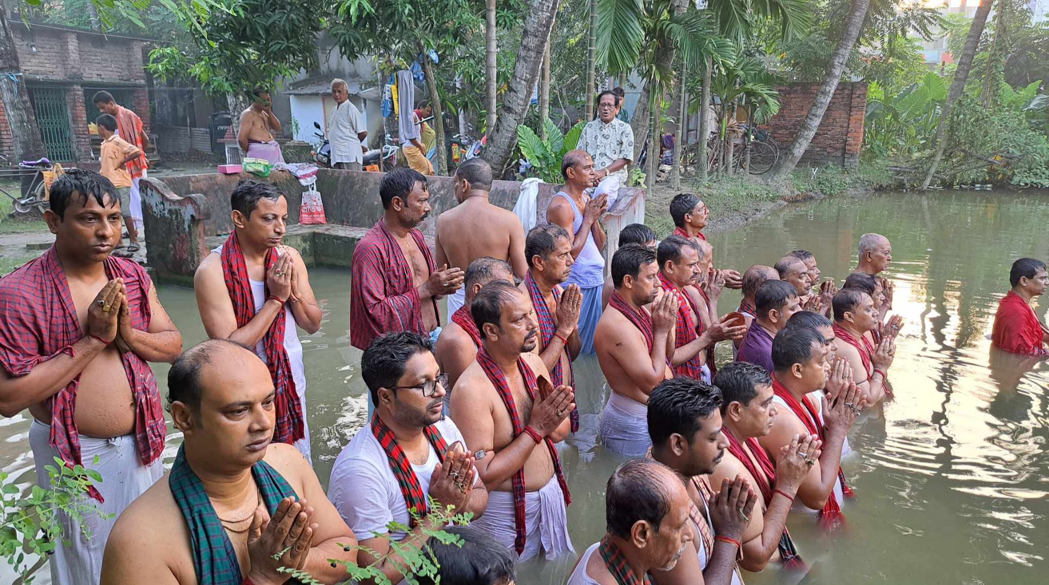 কেশবপুরে তিলতর্পণ ও মহালয়া অনুষ্ঠিত