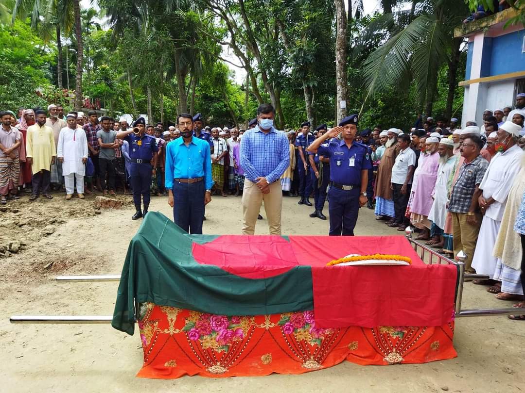 মণিরামপুরে বীর মুক্তিযোদ্ধা তকব্বর এর রাষ্ট্রীয় মর্যাদায় দাফন সম্পন্ন